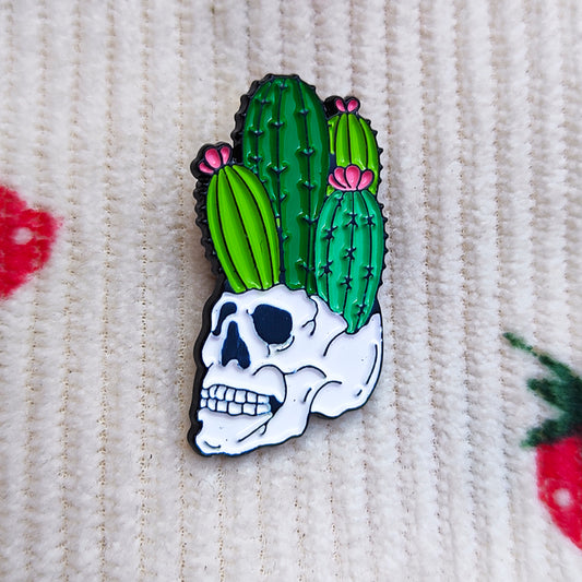 Pin Esmaltado Perfil Calavera Matera de Cactus